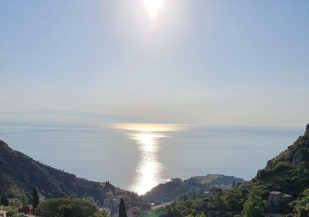 The View Luxury Apartments Taormina Kültér fotó